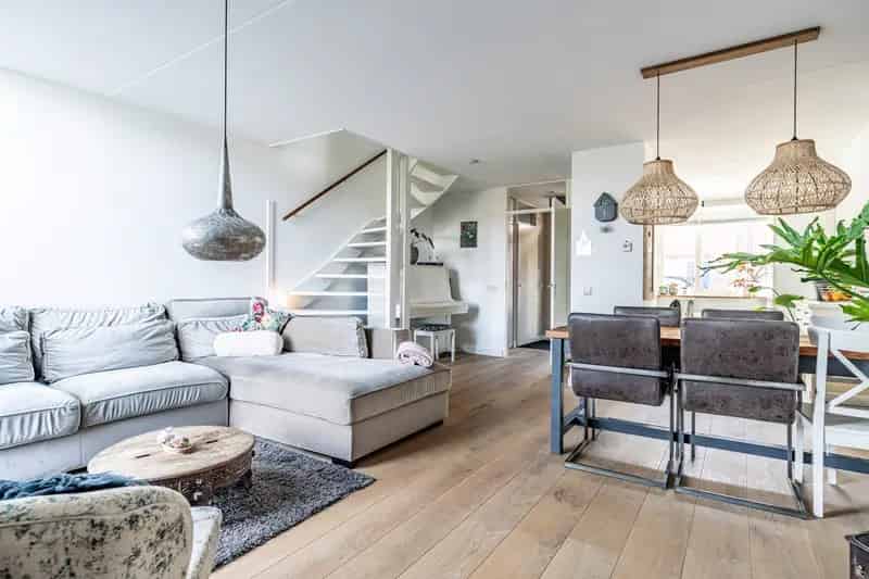5 Kamer Tussenwoning Nootdorp Nabij Centrum