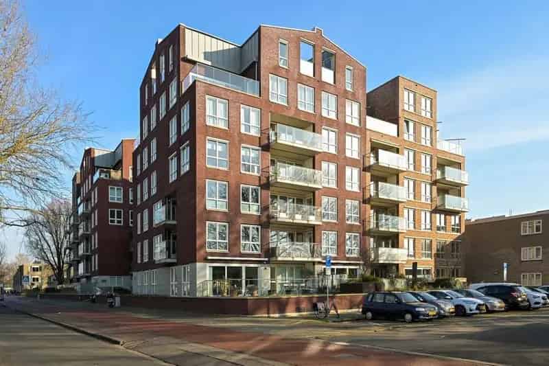 4-kamer appartement Houtwijk - Ruim en modern