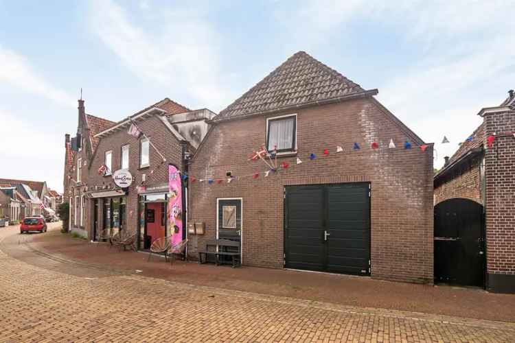 Winkel Vollenhove | Zoek winkels te koop: Kerkstraat 68-70 8325 BL Vollenhove [funda in business]