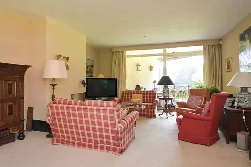 Ruim 4-kamerappartement Wassenaar 131m2  Uitzicht Vijver Park
