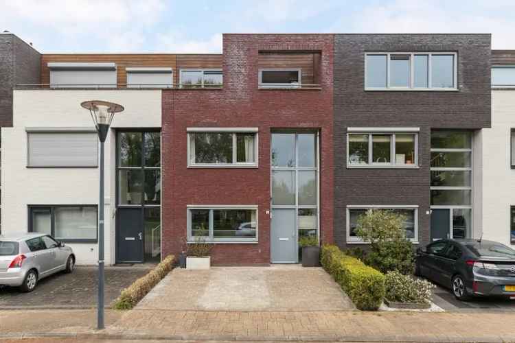 Gezinswoning 5 slaapkamers nabij Internationale School