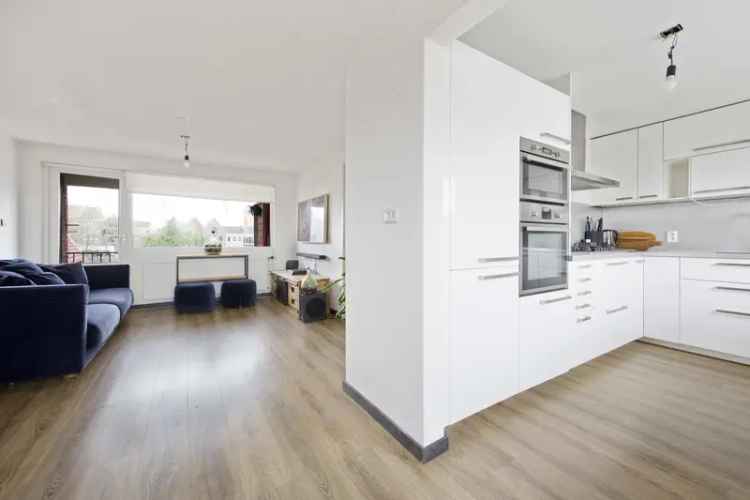 Moderne 2 Kamer Maisonnette Zaandam Instapklaar Balkon