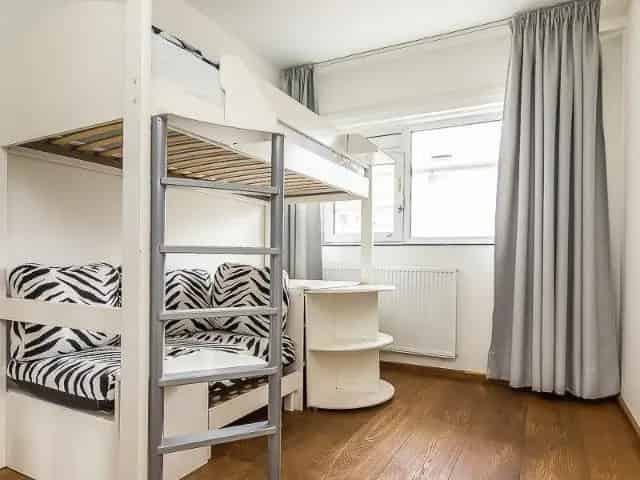 Modern 4 Kamer Appartement Buitenveldert Nabij Openbaar Vervoer