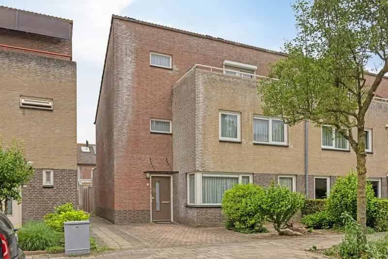 Ruime Eindwoning 4 Slaapkamers Rosmalen
