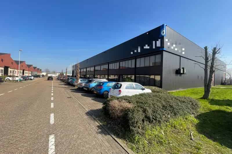 Bedrijfshal te Koop Hoogerheide 5006m2 Bedrijfsruimte 1451m2 Kantoor