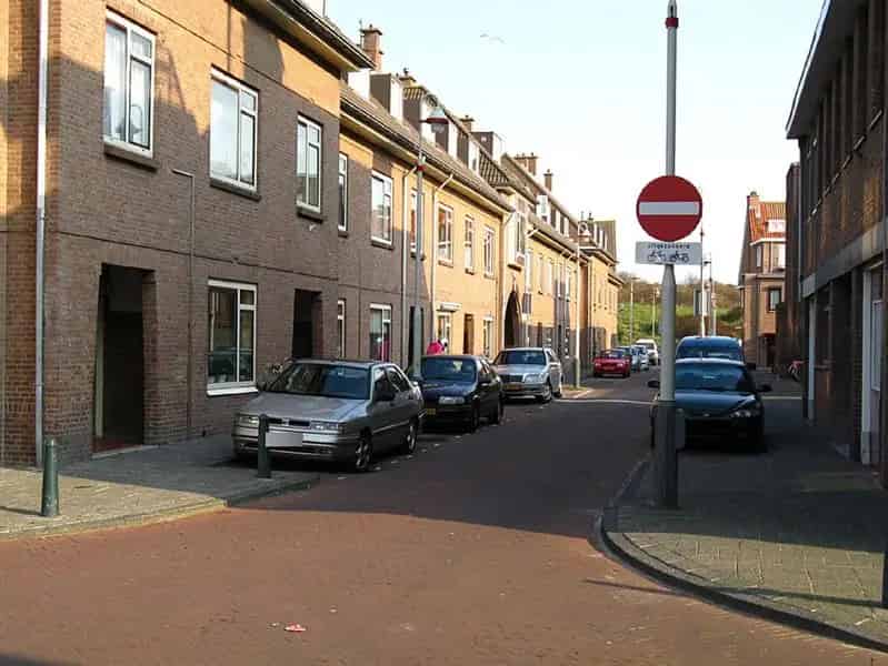 Zeewalustraat 19: Dubbel Bovenhuis in Duindorp
