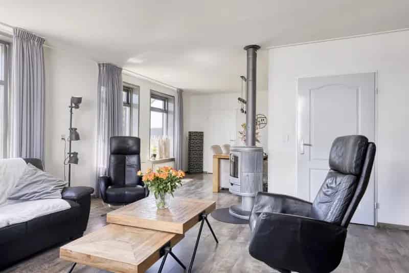 Ruime Tweekapper IJsselmuiden 4 Slaapkamers Tuin Garage
