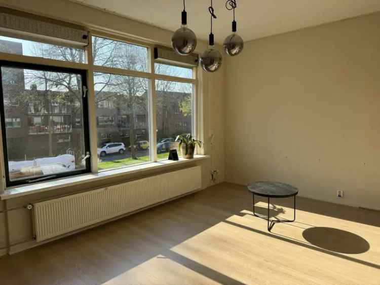 Ruime bovenwoning 3 slaapkamers Krispijn te huur
