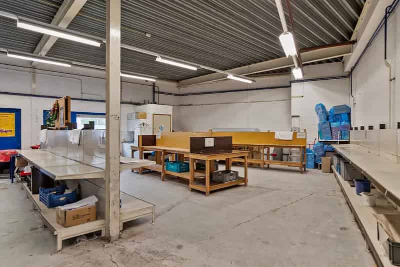Bedrijfsruimte te Koop Spijkenisse Oberonweg