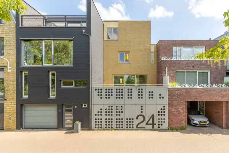 Huis te koop Amersfoort Vathorst Ruime woning aan het water 4 slaapkamers