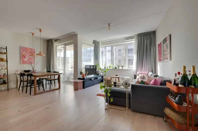 Appartement te koop Diemen - 4 kamer appartement 91m2