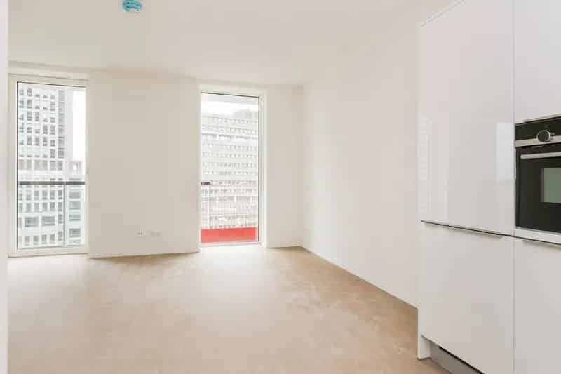 Amstel Tower Appartementen Amsterdam: Luxe 2-Kamer Woningen Nabij Station