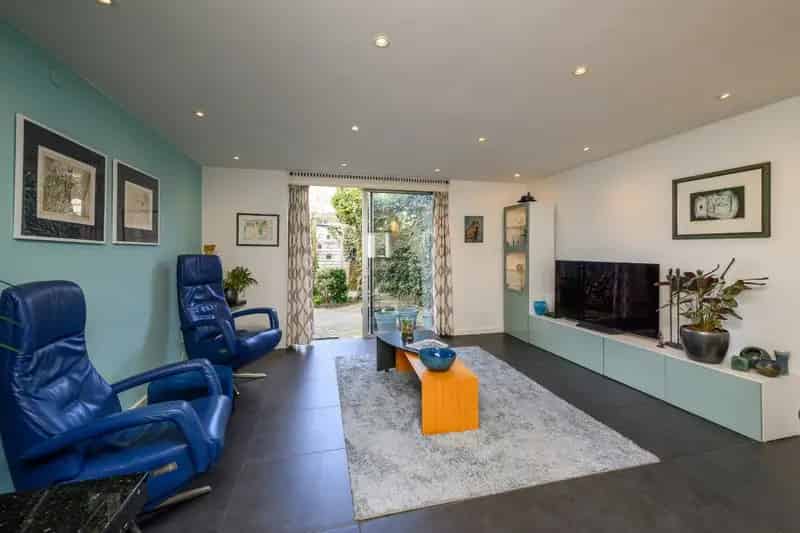 Ruime Tussenwoning 144m2 Almere Govert Flinckstraat