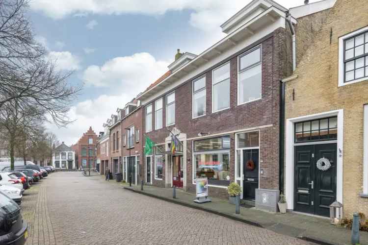 Winkel te koop Bolsward Centrum: Ruim pand met A+ label