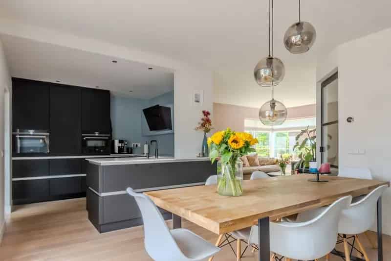 Huis te koop Barneveld: Instapklare 5-slaapkamers tweekapper