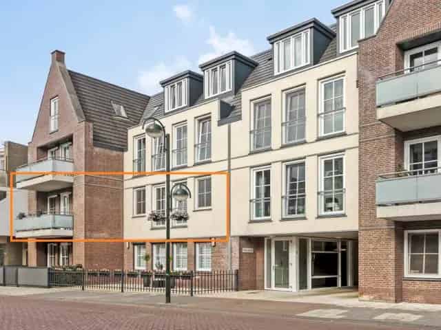 3-kamerappartement Budel Centrum - Privé Carport en Berging