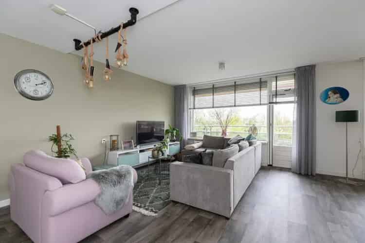 3-kamerappartement gelijkvloers met 2 balkons en vrij uitzicht
