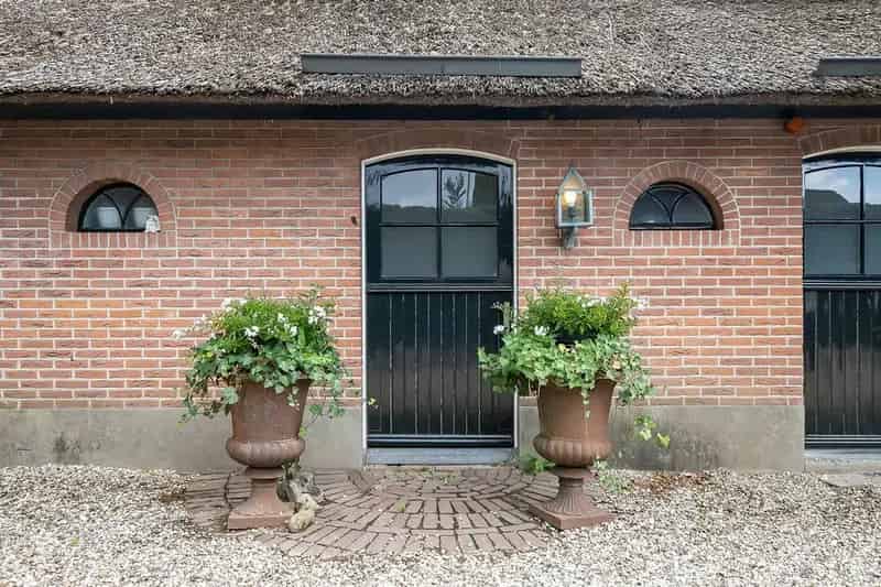 Gemeubileerde Woonboerderij Authentieke Elementen Prachtige Tuin