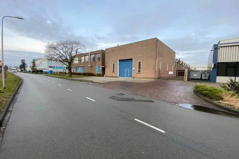 Bedrijfshal Assen 8170m² te Huur Productie Opslag