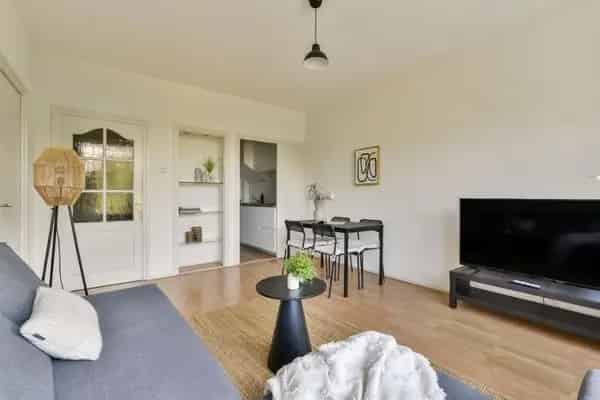 Amsterdam Zuid - Licht 2-kamerappartement nabij Zuidas