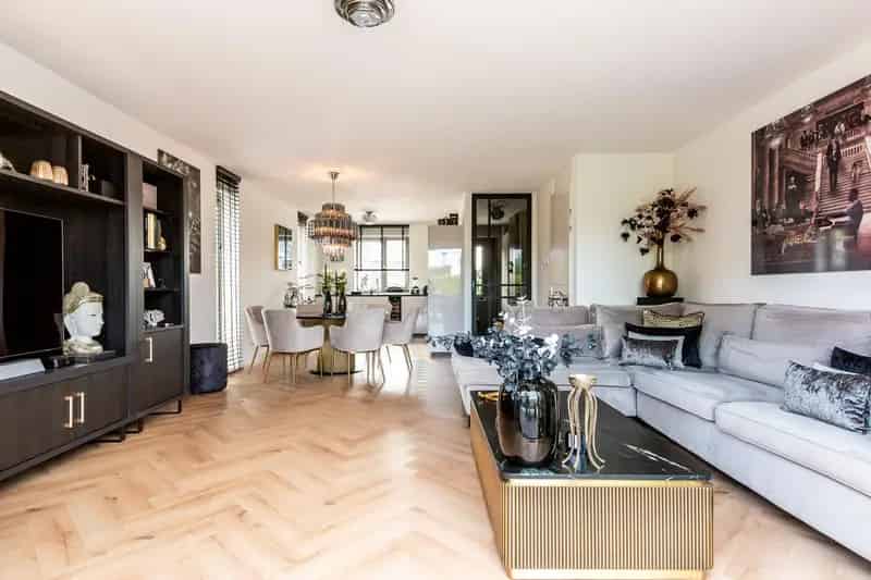 Luxe 2-onder-1-kapwoning Warande Lelystad