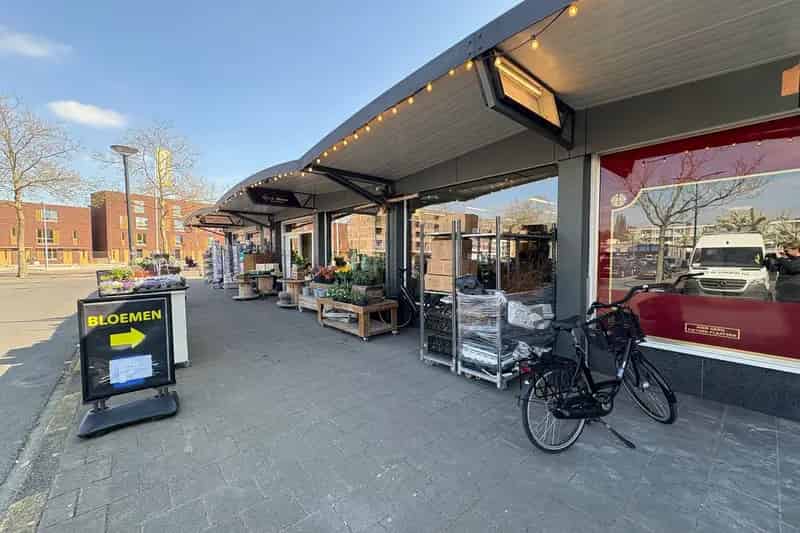 Belegging 13 Commerciële Ruimtes Winkelcentrum Boswinkel Enschede
