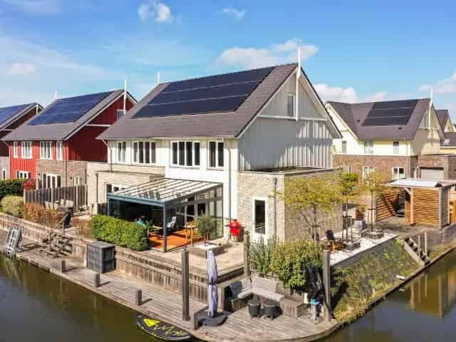 Tweekapper RijswijkBuiten Aan Het Water 149m2