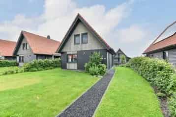 Luxe Villa aan het Water te Ossenzijl Overijssel