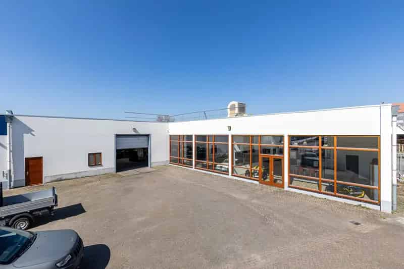 Bedrijfshal te Huur Eindhoven 1140m²