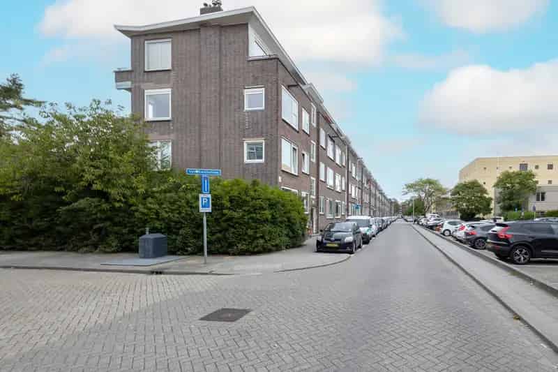Ruim 2-kamer appartement nabij Zuidplein