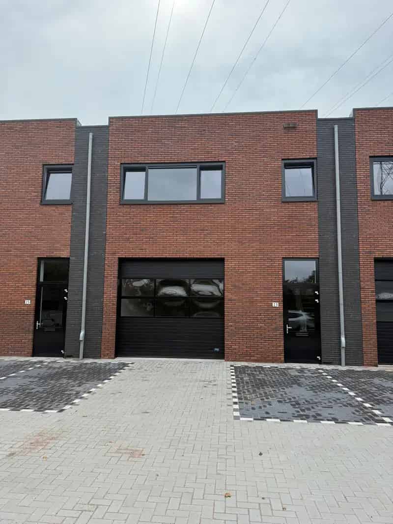 Bedrijfshal Zwolle | Zoek bedrijfshallen te koop: Marconistraat 23 8013 PK Zwolle 
