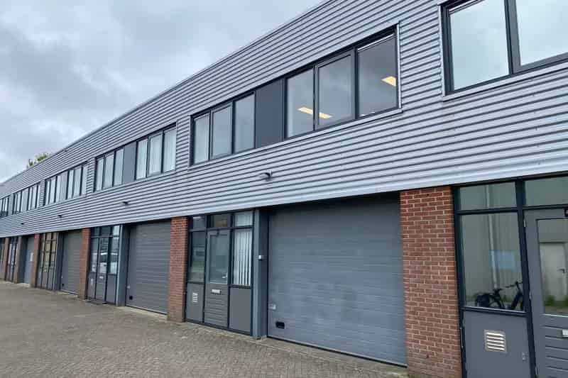 Bedrijfshal Enkhuizen 144m² te Koop