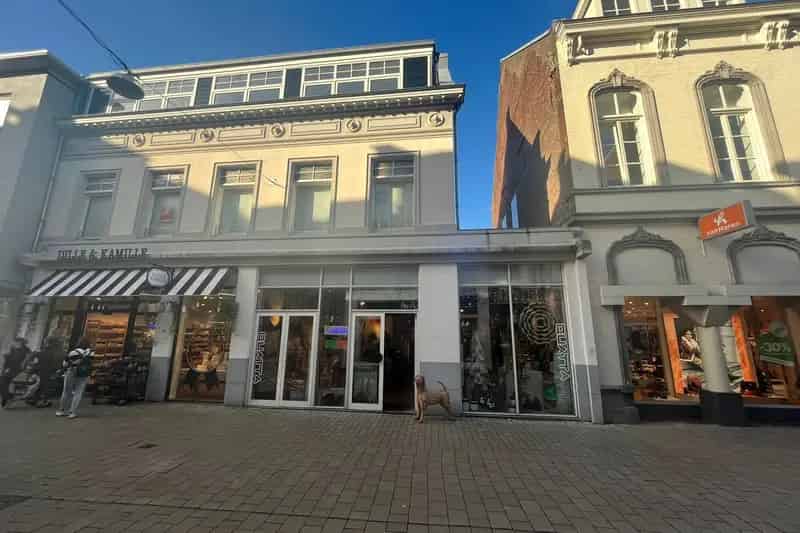 Winkel te Huur Tilburg Heuvelstraat 434m² A1 Locatie