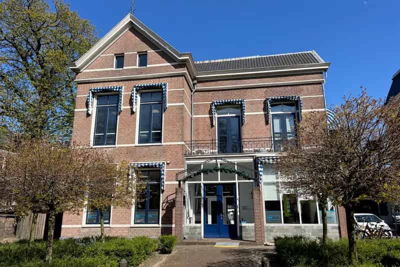 Kantoor te huur Nijmegen Nassausingel 180m2 12 parkeerplaatsen