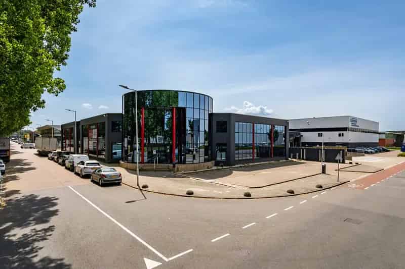 Kantoorruimte te huur Rotterdam 2020m2 A13 Airport