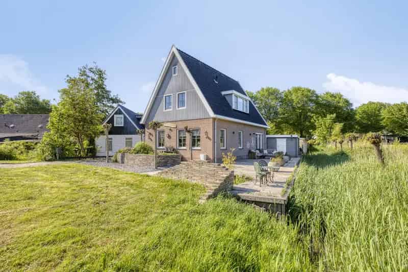 Vrijstaande Villa 5 Slaapkamers Rustige Ligging Energielabel A