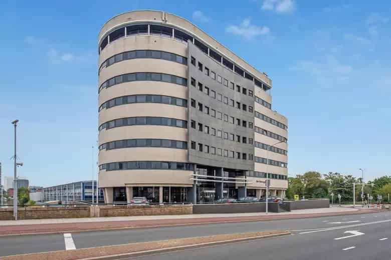 398 - 1.771 m2 kantoorruimte te huur in Den Haag