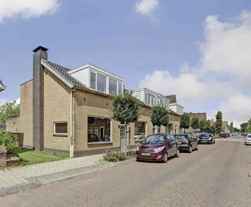 Moderne Hoekwoning Besoyen Waalwijk 3 slaapkamers
