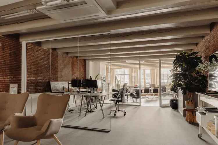 Kantoor te Huur Amsterdam Centraal Station Rijksmonument 598m²