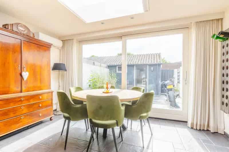 Huis te koop Oosterhout Centrum 3 slaapkamers 12 zonnepanelen