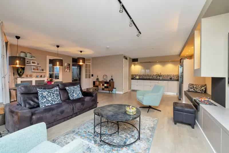 Penthouse te koop Pijnacker 190m2 2 badkamers