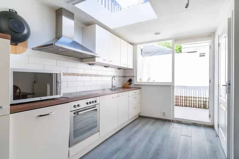 Huis te koop Delft: 3 Kamer woning Hof van Delft