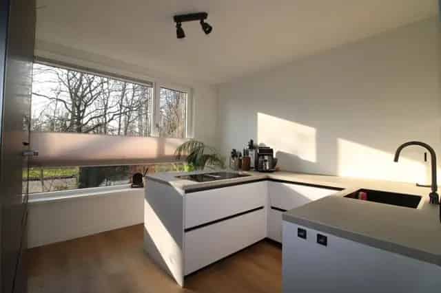 Hoekwoning Lelystad 4 Kamers 115m2 te Huur