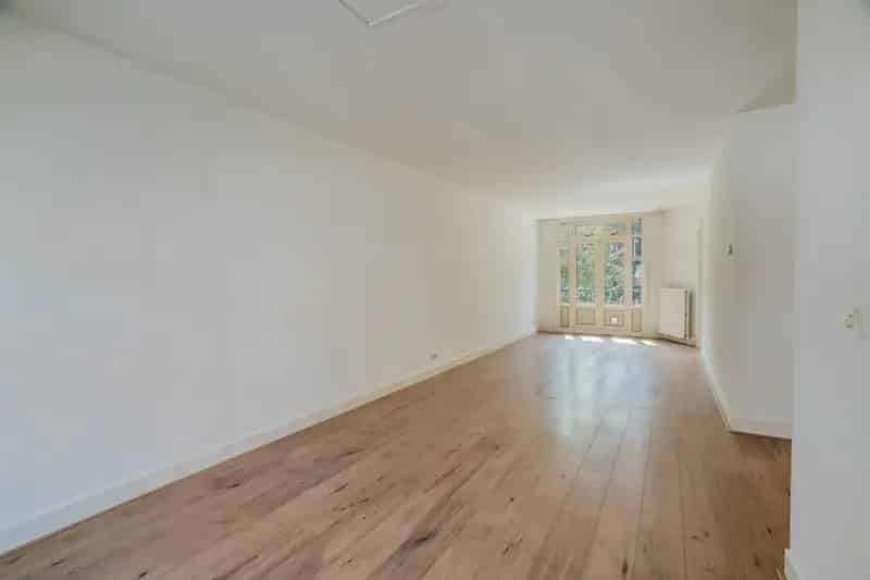 Ruim appartement Amsterdam West 64m2 Balkon Zuidwesten