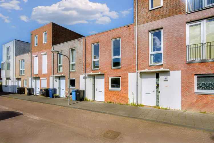 Huis te koop Almere Poort 89m2 2 slaapkamers tuin Energielabel A+