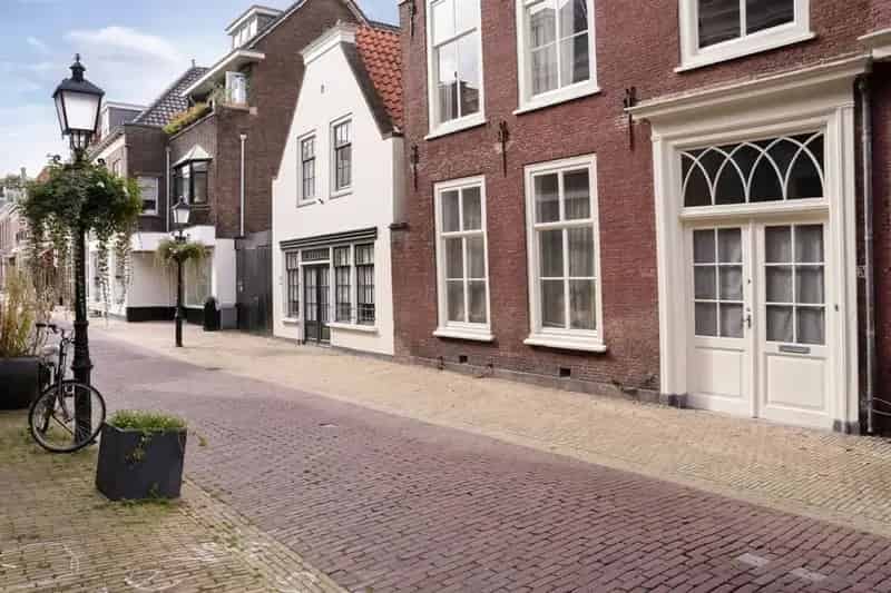 Rijksmonument Herenstraat 35 Voorburg 200m2 Tuin Tuinhuis