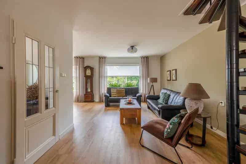 2 Onder 1 Kapwoning Belfeld Ruime Tuin 4 Slaapkamers