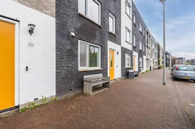 Luxe 6 Slaapkamers Huis te Koop Almere Poort