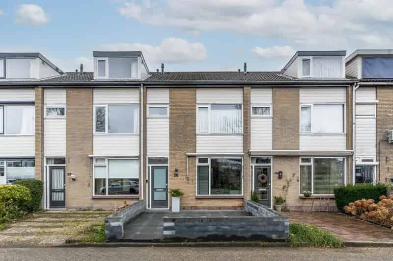 Geheel verbouwde woning te Nieuwegein ca 110m²