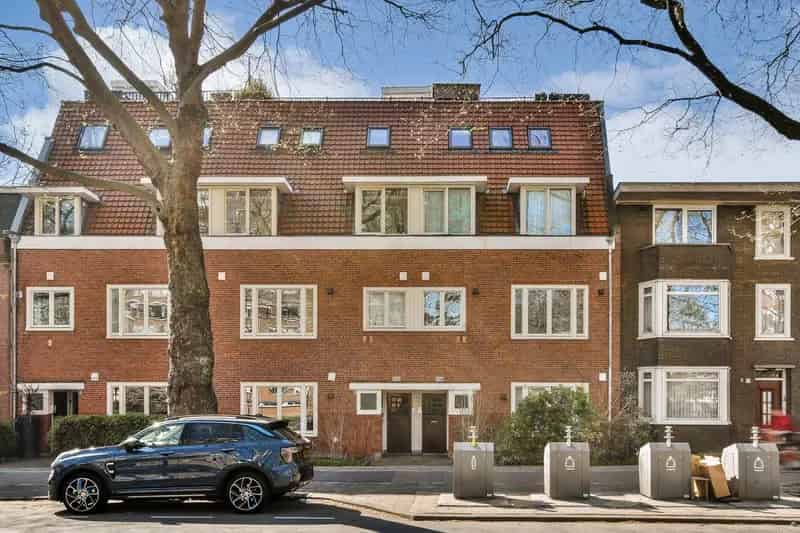 Modern appartement Amsterdamse Bos 2 slaapkamers eigen grond